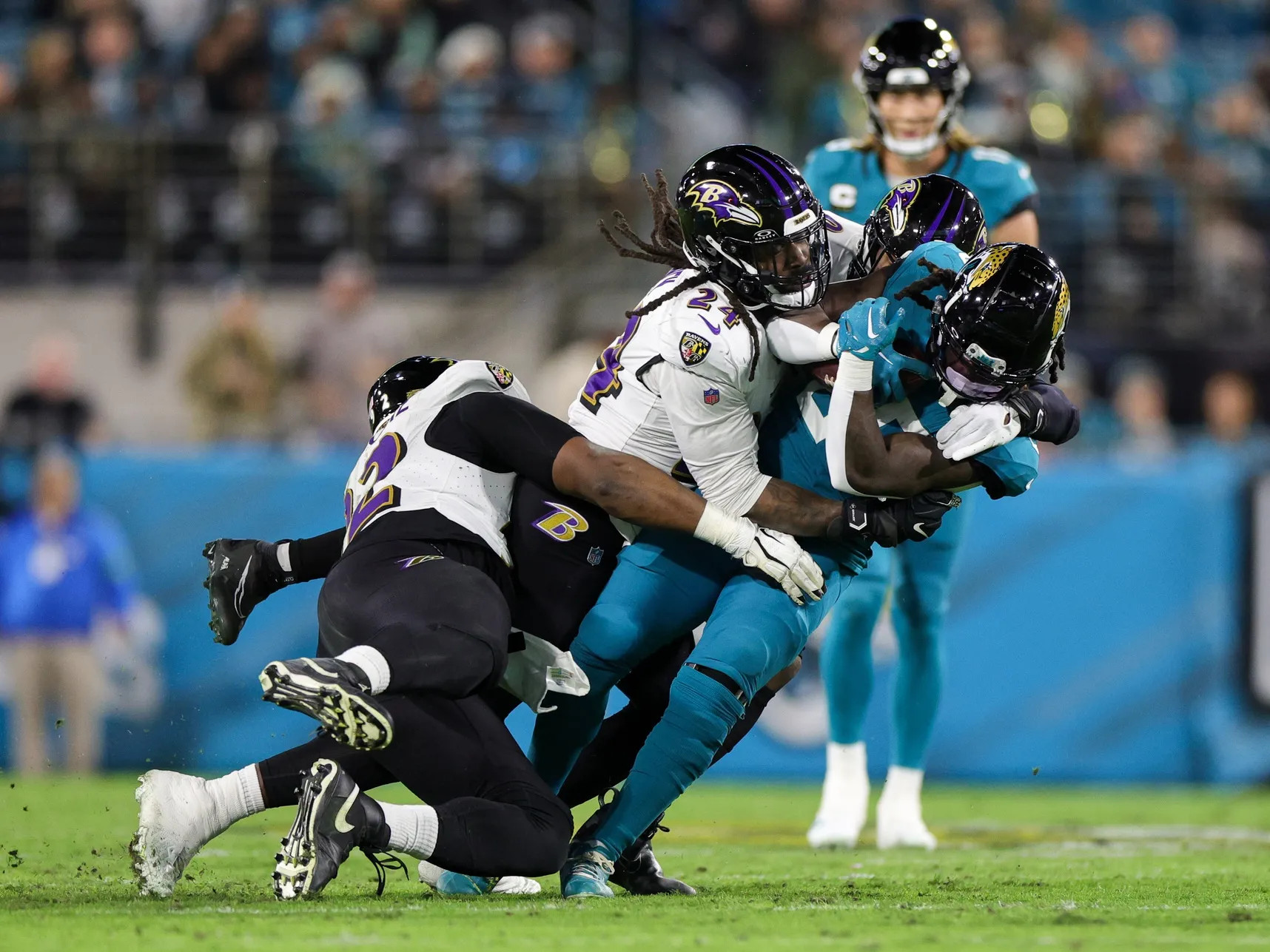 Jadeveon Clowney has 8.5 sacks for the Baltimore Ravens this season. 